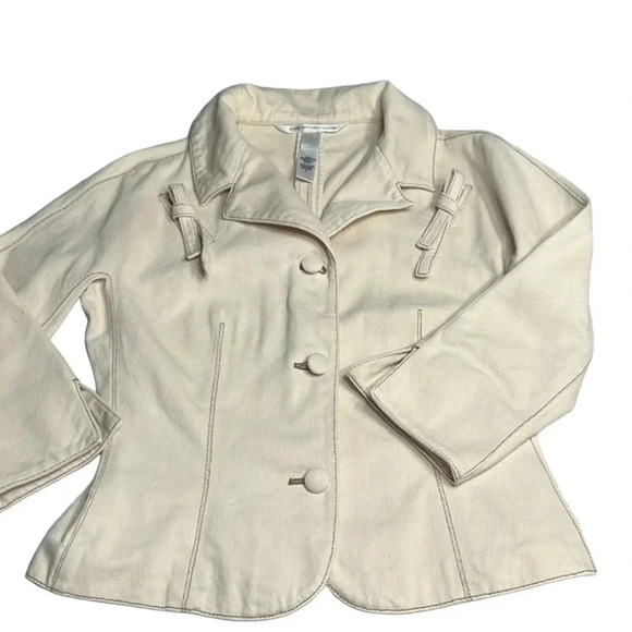 Diane Von Furstenberg Jackets & Blazers - DVF blazer,fitted,cropped,tie ribbon,cream color,cotton,stylish, EC